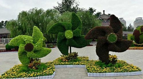 匠心定制，綠意塑形 探索四川雕塑廠家的園林綠雕與景觀工程